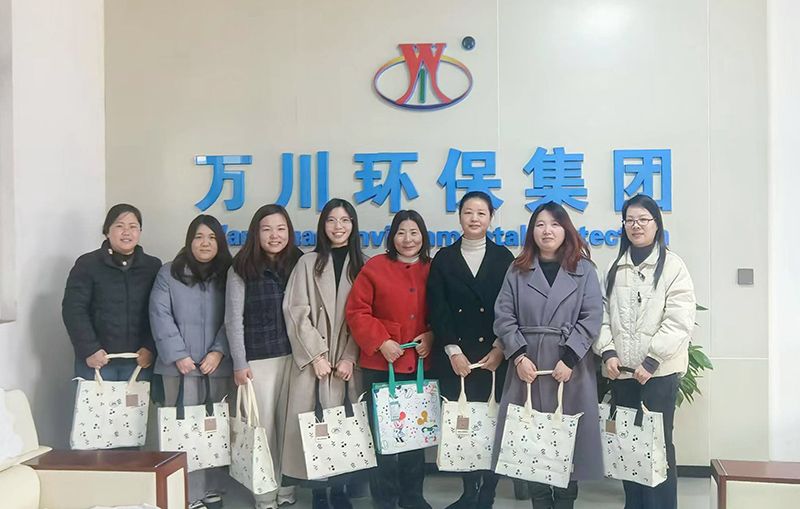 以(yi)愛(ai)之名，萬川(chuan)環保緻敬每一箇她